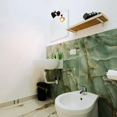 Πανσιόν Light Νάπολη